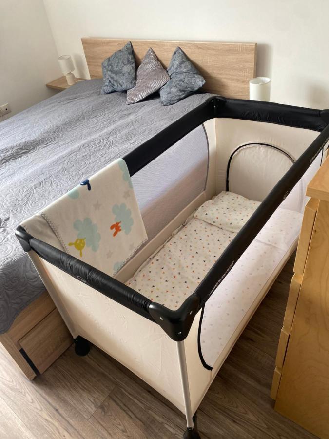 Sflower Apartman Егер Екстериор снимка